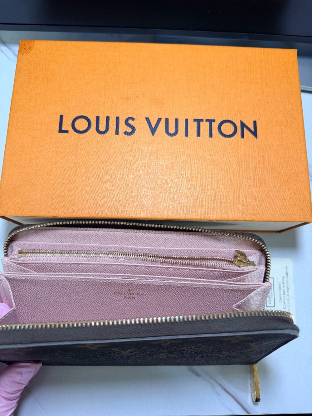 Louis Vuitton Zippy Wallet Monogram Rose Ballerine Pink Interior Authentic